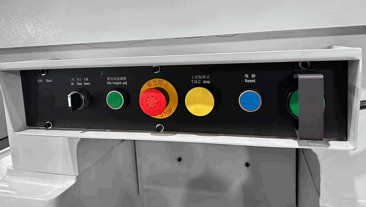 大三圓導柱設计